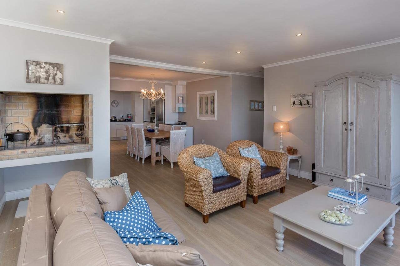 Ons C-Huis - Gansbaai Seafront Accommodation, Back-Up Power Exterior photo